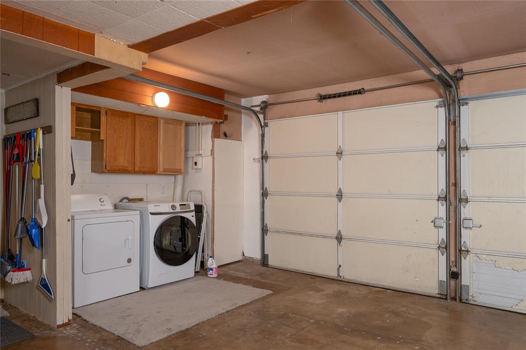 5615 Nw 37th Street Property Photo 24