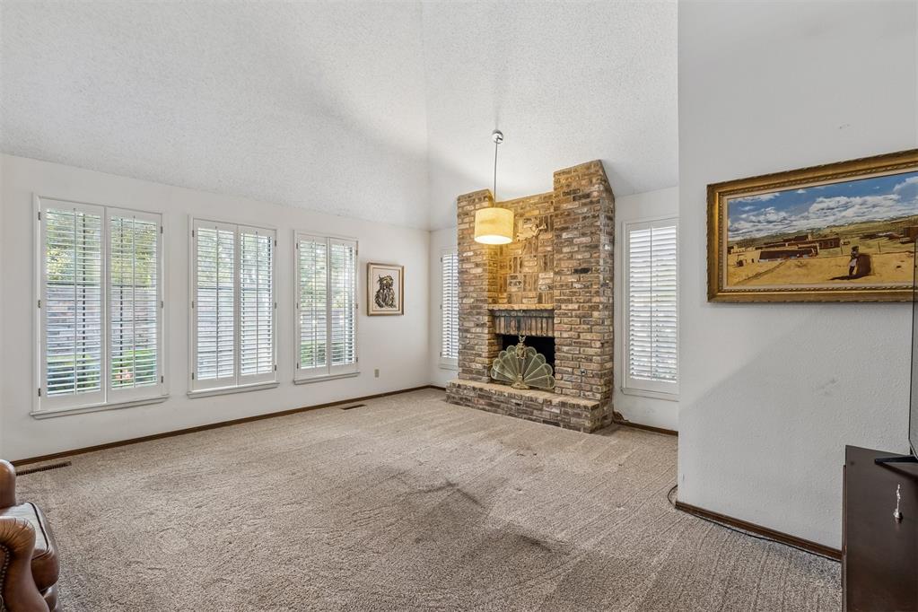 328 Windbrook Drive Property Photo 12