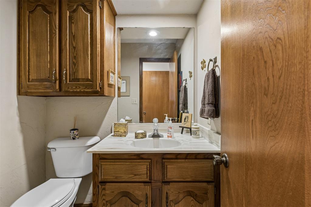 328 Windbrook Drive Property Photo 15