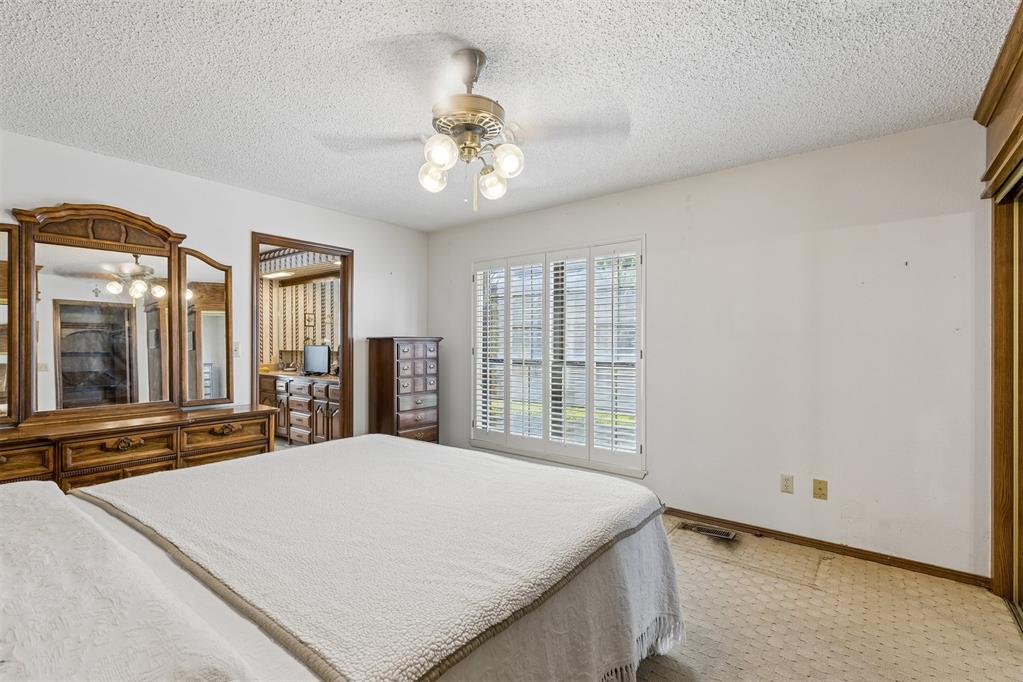328 Windbrook Drive Property Photo 26