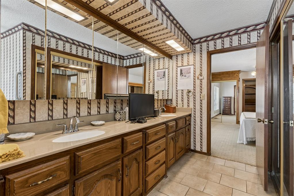 328 Windbrook Drive Property Photo 29