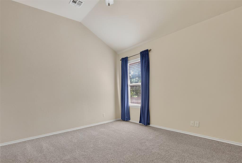 200 Nature Lane Property Photo 14