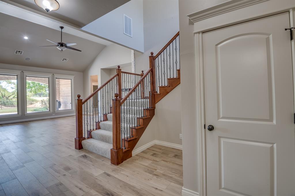 1400 Sawgrass Drive Property Photo 3