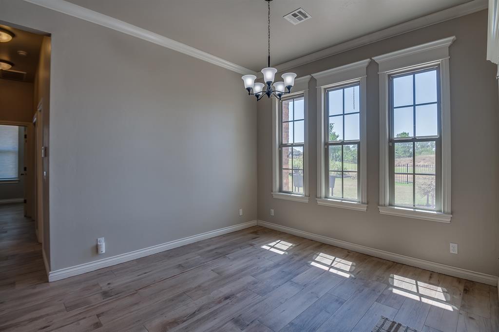 1400 Sawgrass Drive Property Photo 12