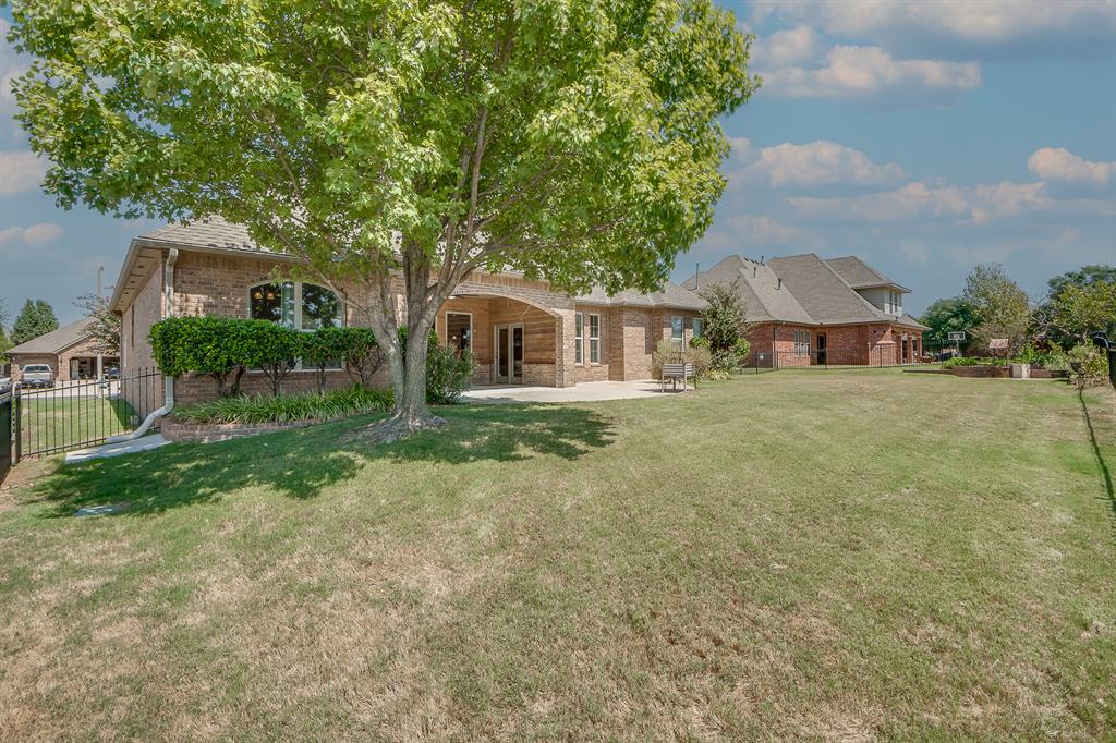 1400 Sawgrass Drive Property Photo 43