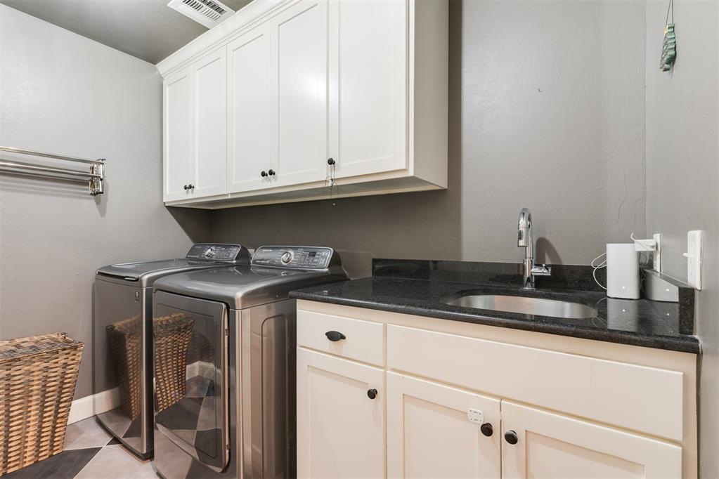 1008 Bayonne Bridge Court Property Photo 24
