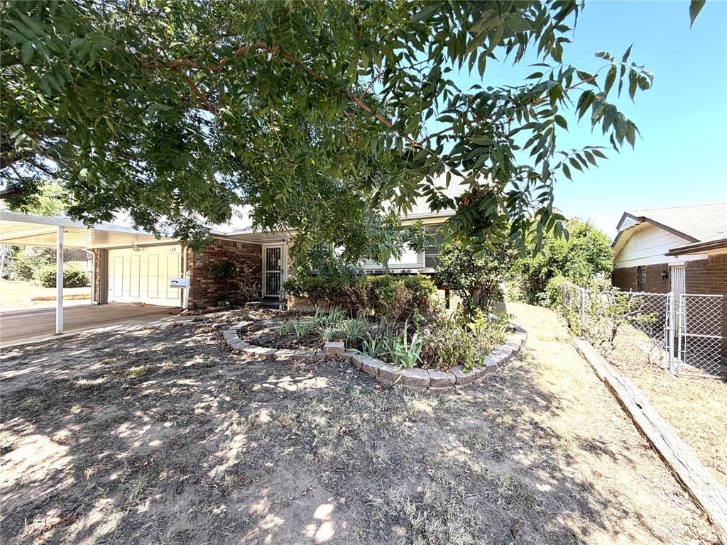109 W Campbell Drive Property Photo 4