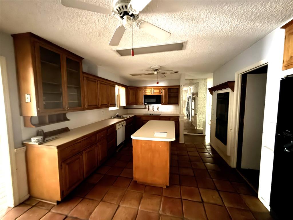 109 W Campbell Drive Property Photo 9