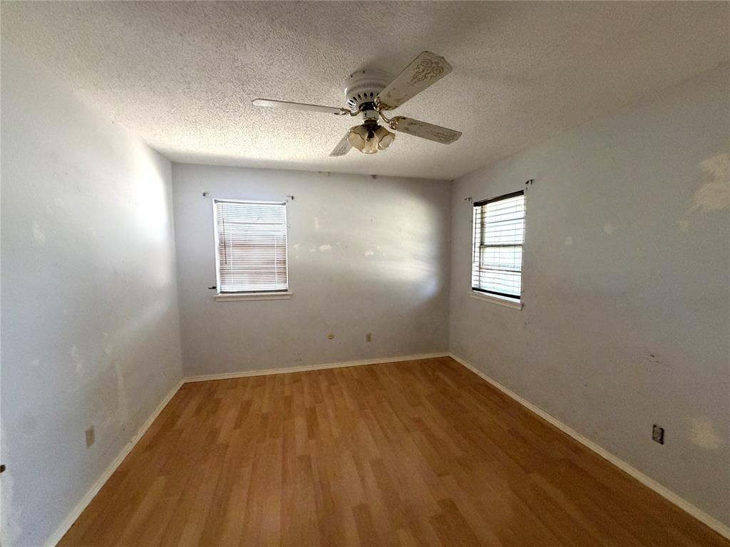 109 W Campbell Drive Property Photo 14