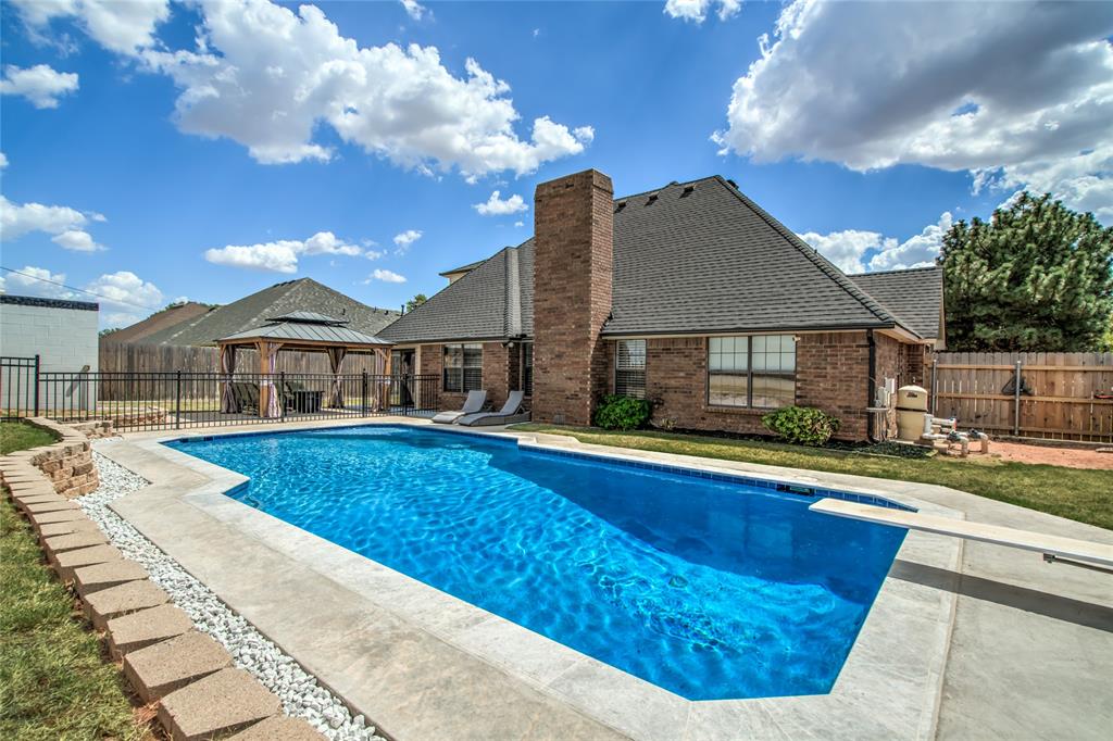 1513 Chisholm Trail Property Photo 3