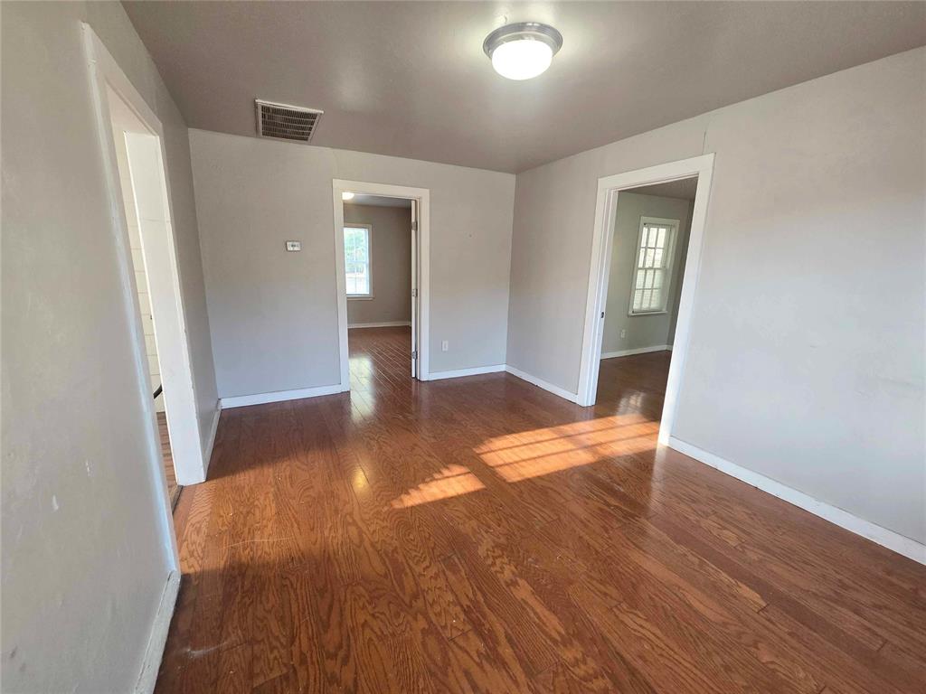 1144 Nw 83rd Street Property Photo 2