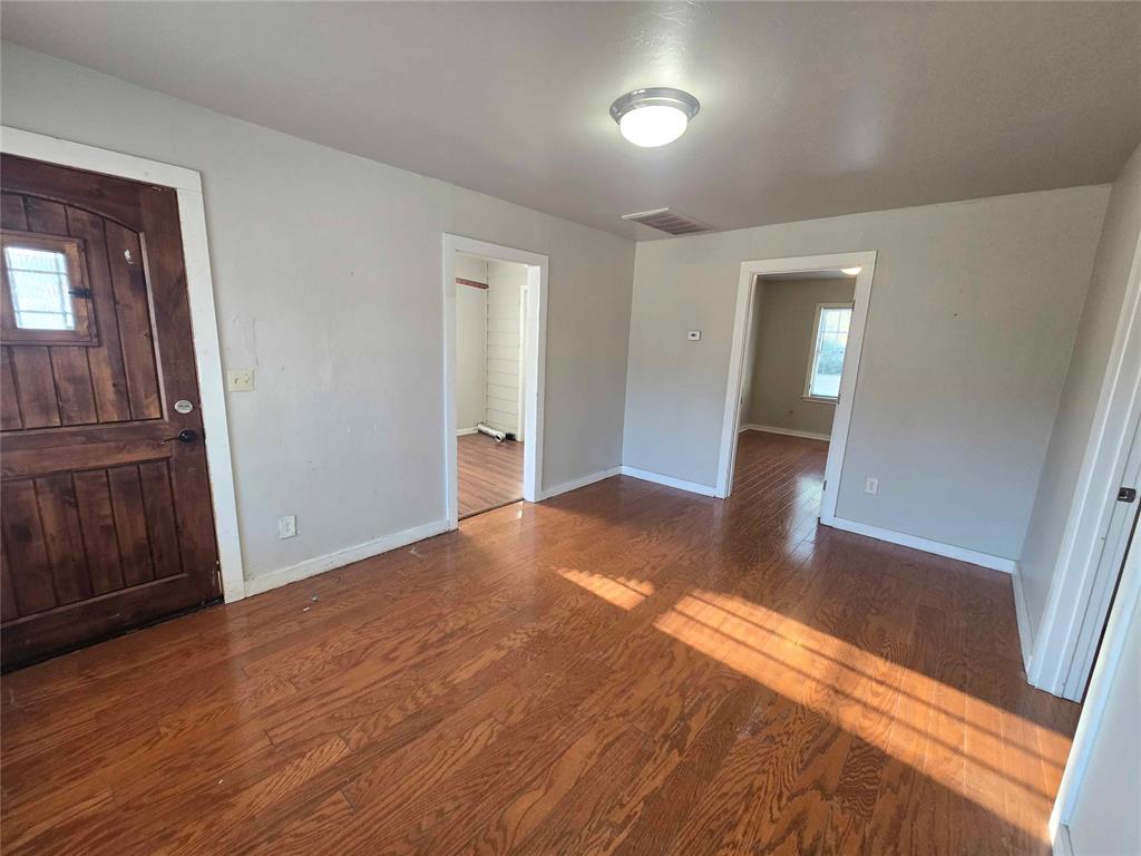 1144 Nw 83rd Street Property Photo 3