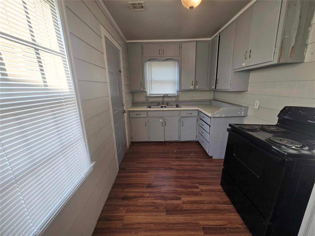 1144 Nw 83rd Street Property Photo 5