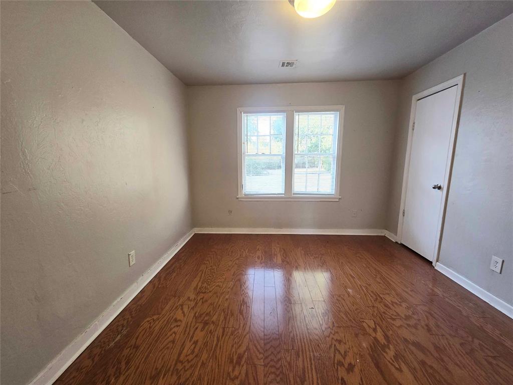 1144 Nw 83rd Street Property Photo 8