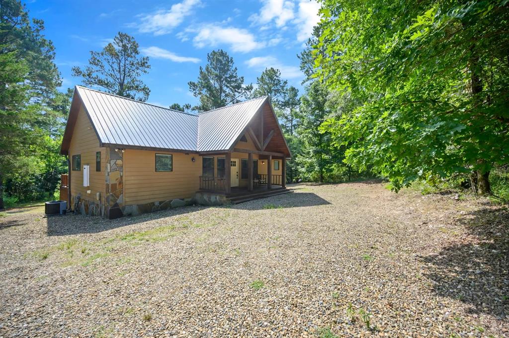204 Eagle Mountain Trail Property Photo 1