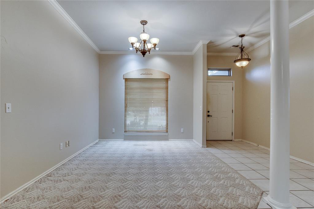 15912 Sheffield Boulevard Property Photo 4