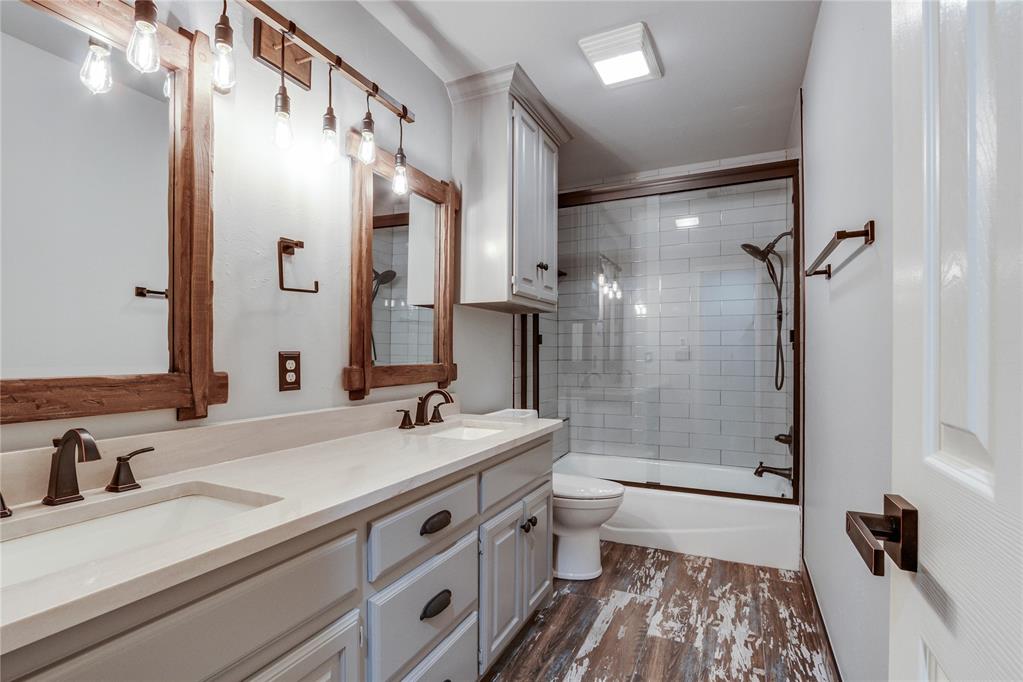 15912 Sheffield Boulevard Property Photo 17