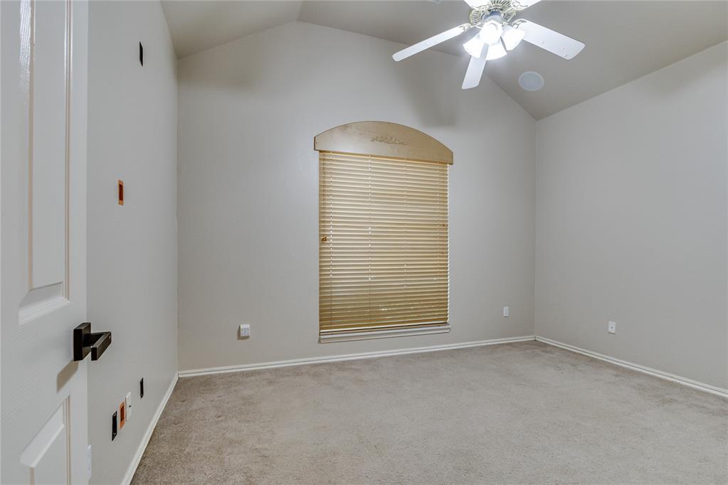 15912 Sheffield Boulevard Property Photo 20