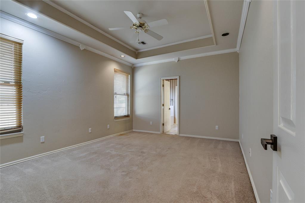 15912 Sheffield Boulevard Property Photo 23