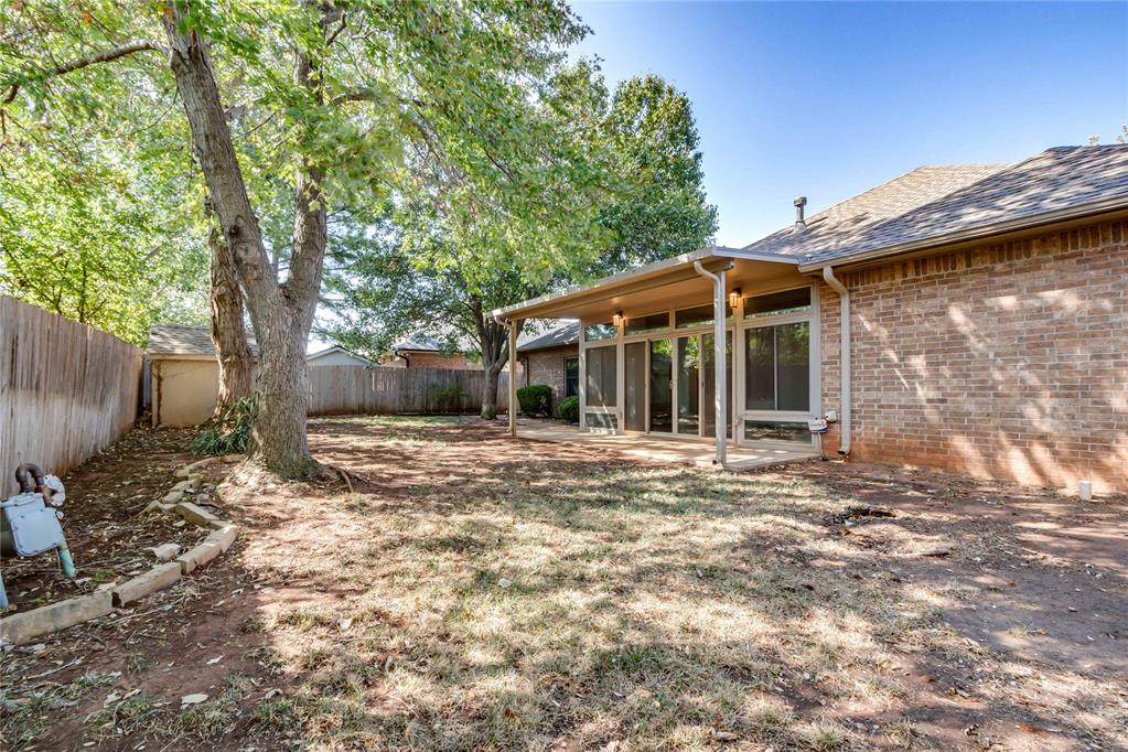 15912 Sheffield Boulevard Property Photo 32