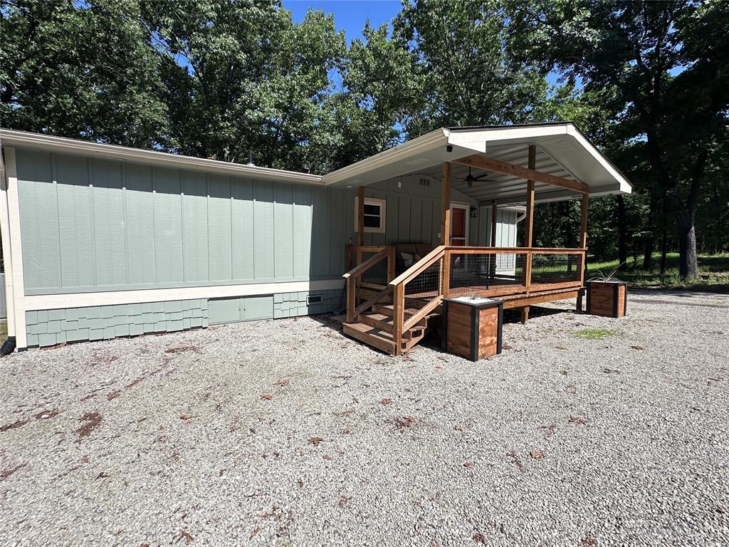 115500 4274 Road Property Photo 4