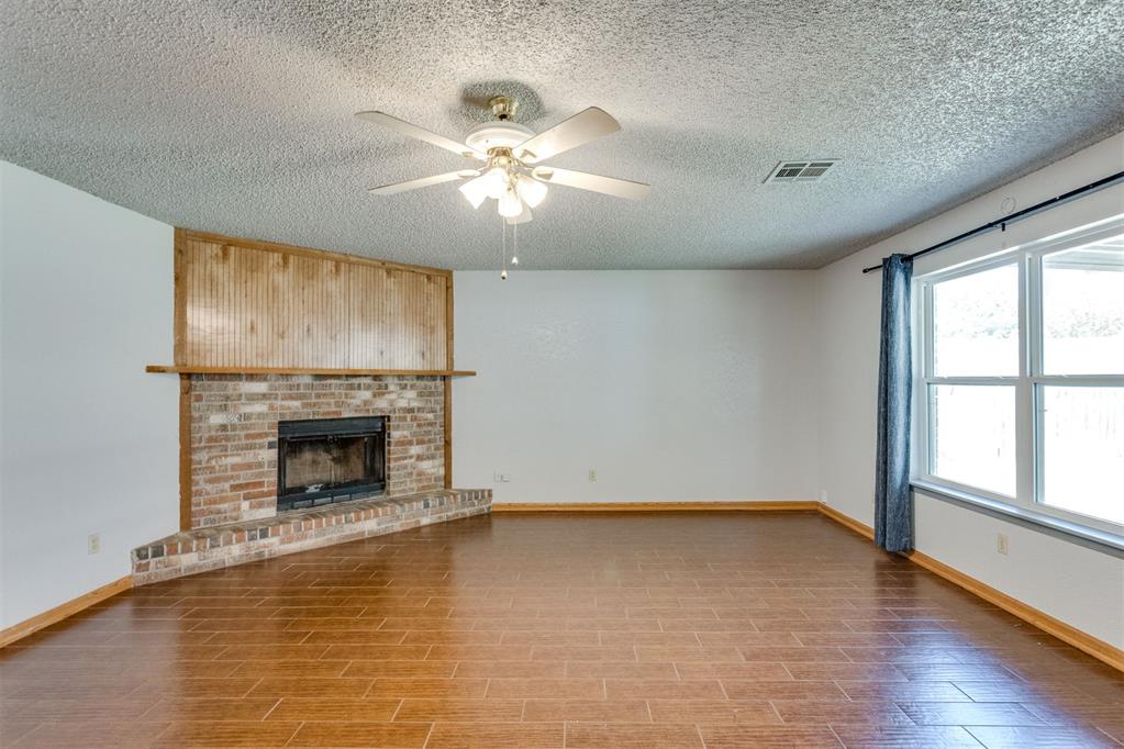 10012 S Clegern Avenue Property Photo 4