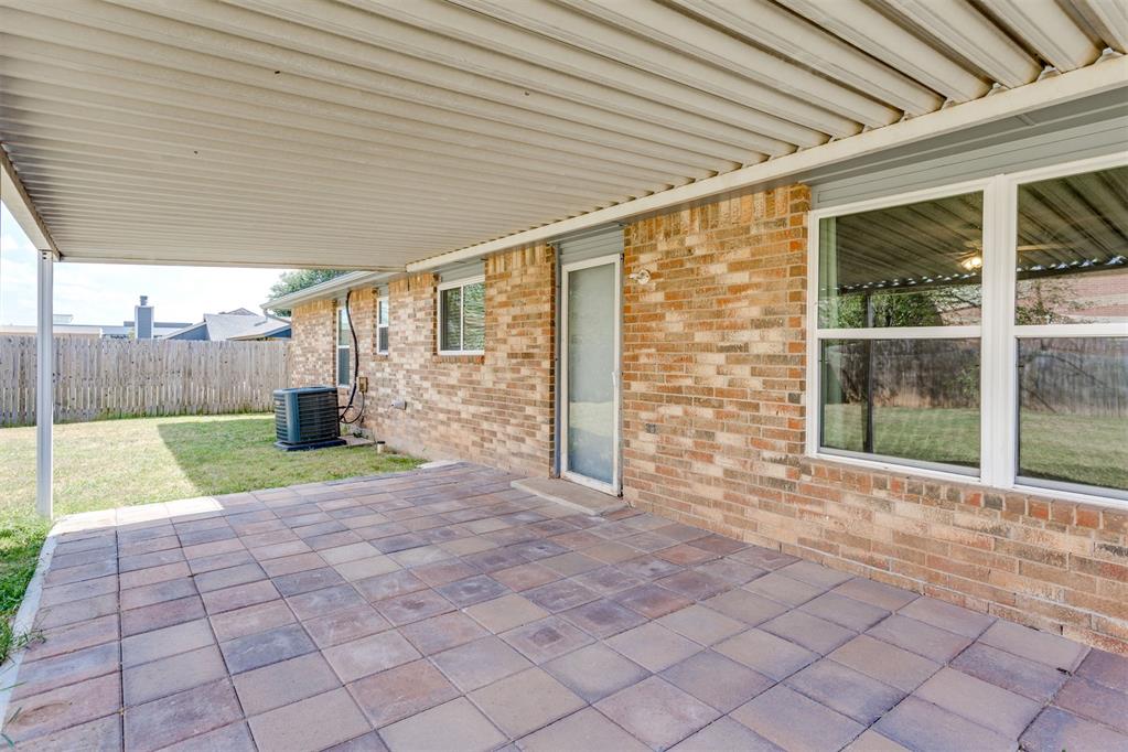 10012 S Clegern Avenue Property Photo 33