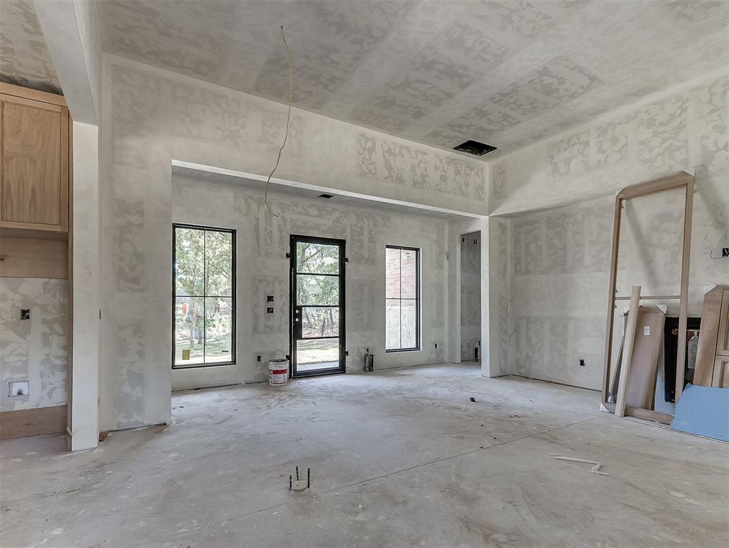 12924 Box Canyon Property Photo 9