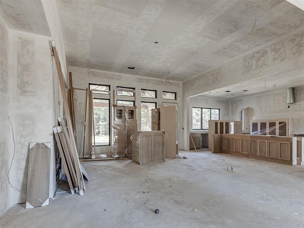 12924 Box Canyon Property Photo 11