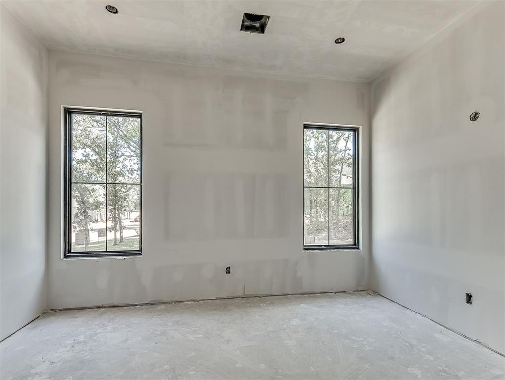 12924 Box Canyon Property Photo 24