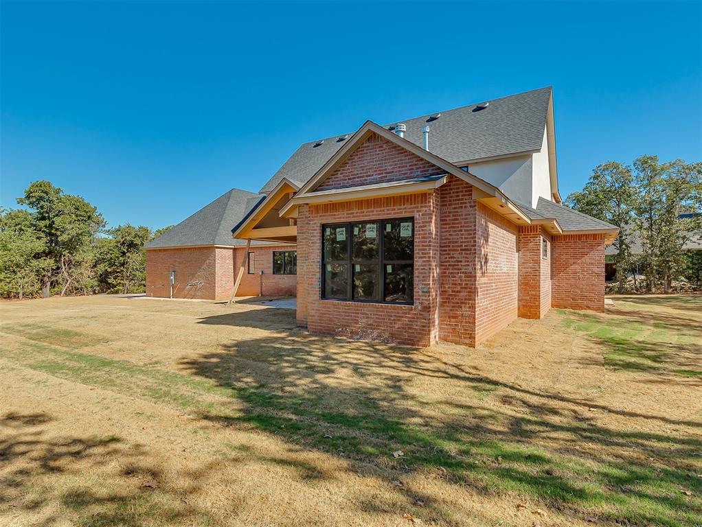 12924 Box Canyon Property Photo 40