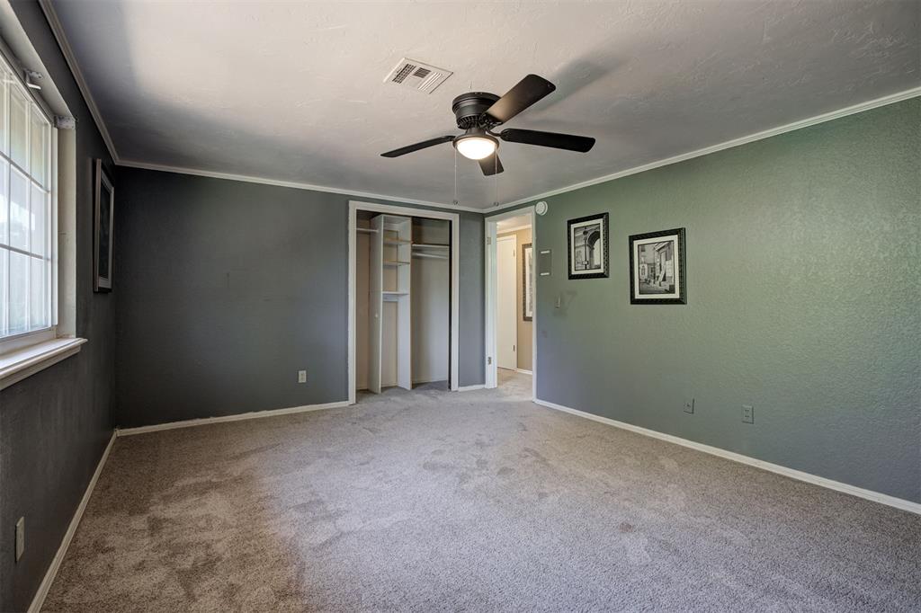 9721 Lakeland Terrace Property Photo 29
