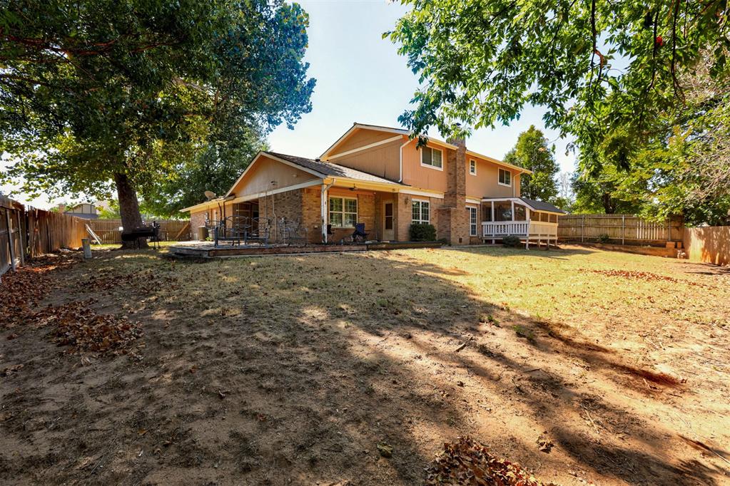 9721 Lakeland Terrace Property Photo 33