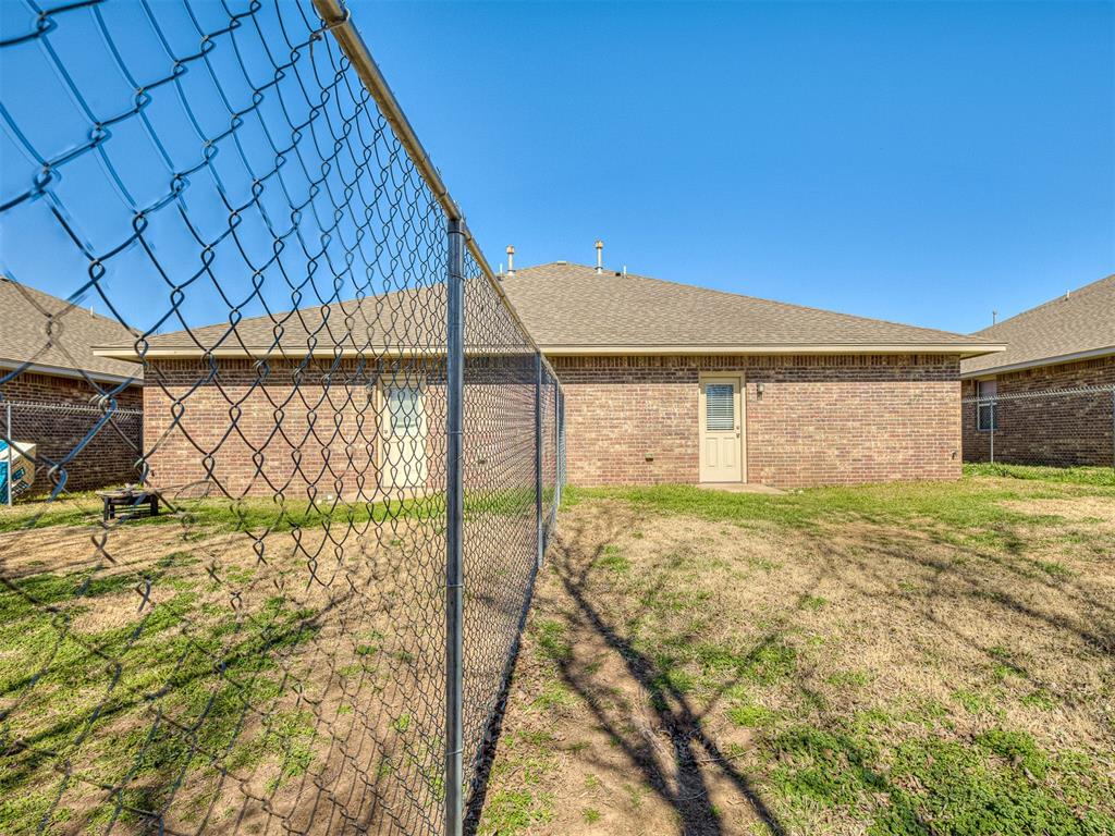 112 Ashley Drive Property Photo 42