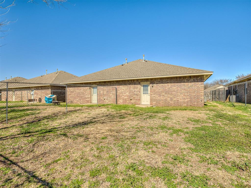 112 Ashley Drive Property Photo 43