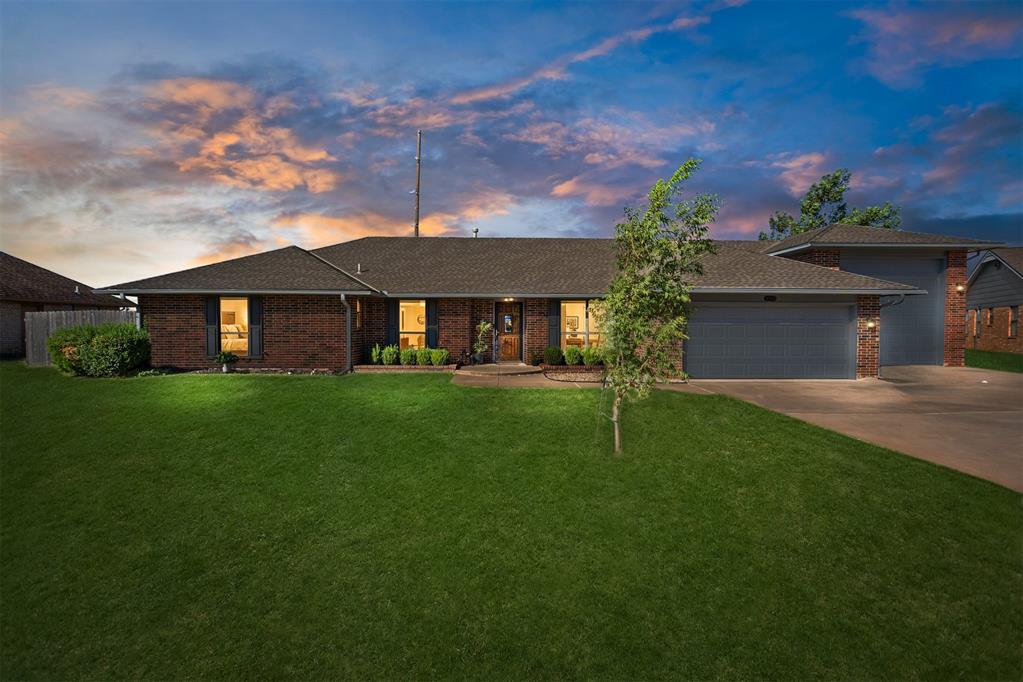 9709 Lakeshore Drive Property Photo 1