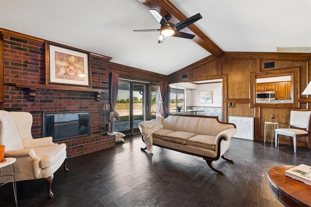 9709 Lakeshore Drive Property Photo 13