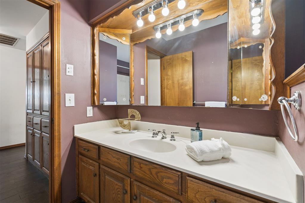9709 Lakeshore Drive Property Photo 22