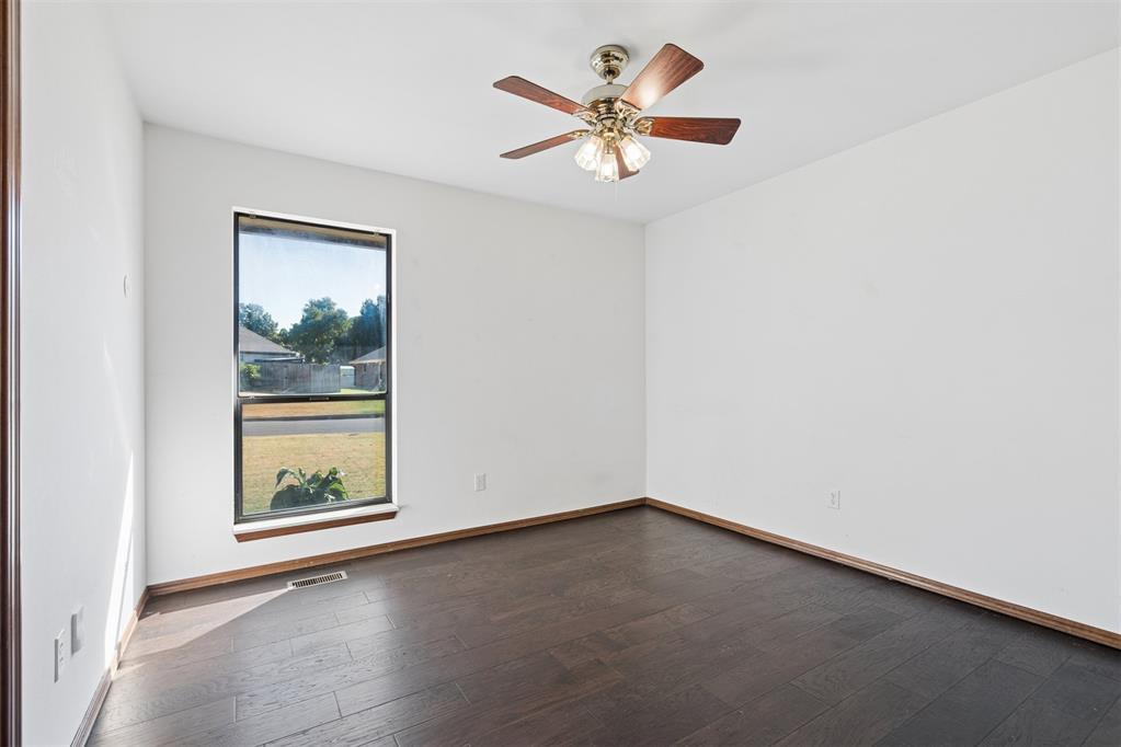 9709 Lakeshore Drive Property Photo 25