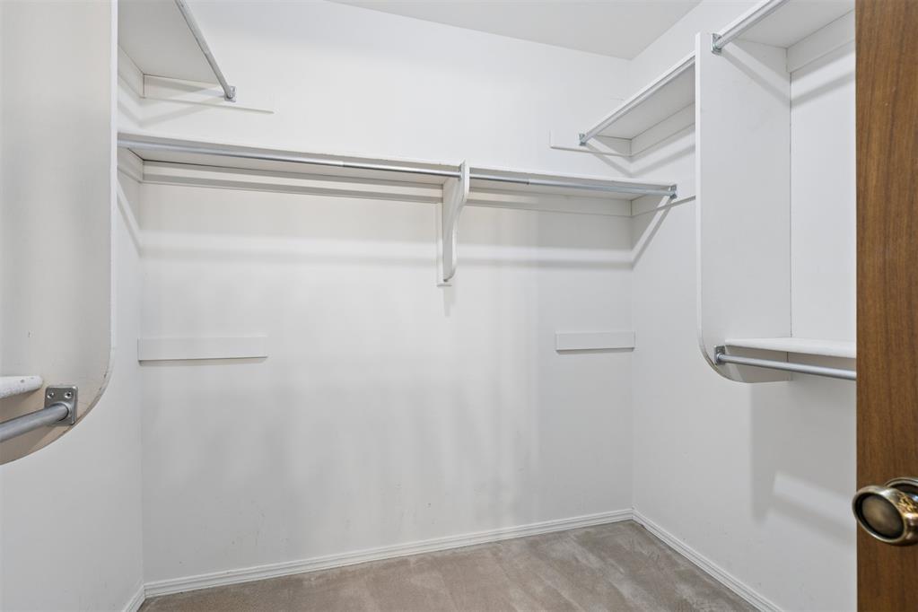 9709 Lakeshore Drive Property Photo 31