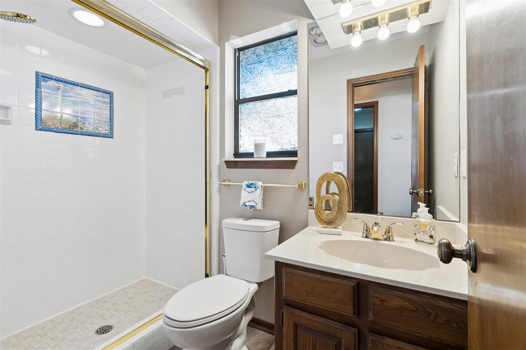 9709 Lakeshore Drive Property Photo 34