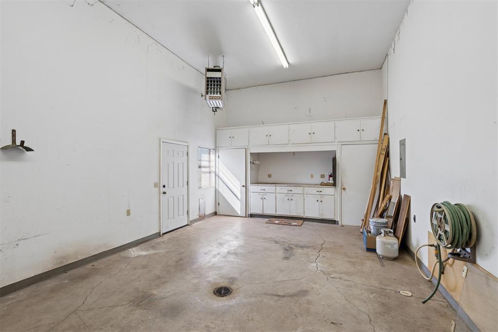 9709 Lakeshore Drive Property Photo 42