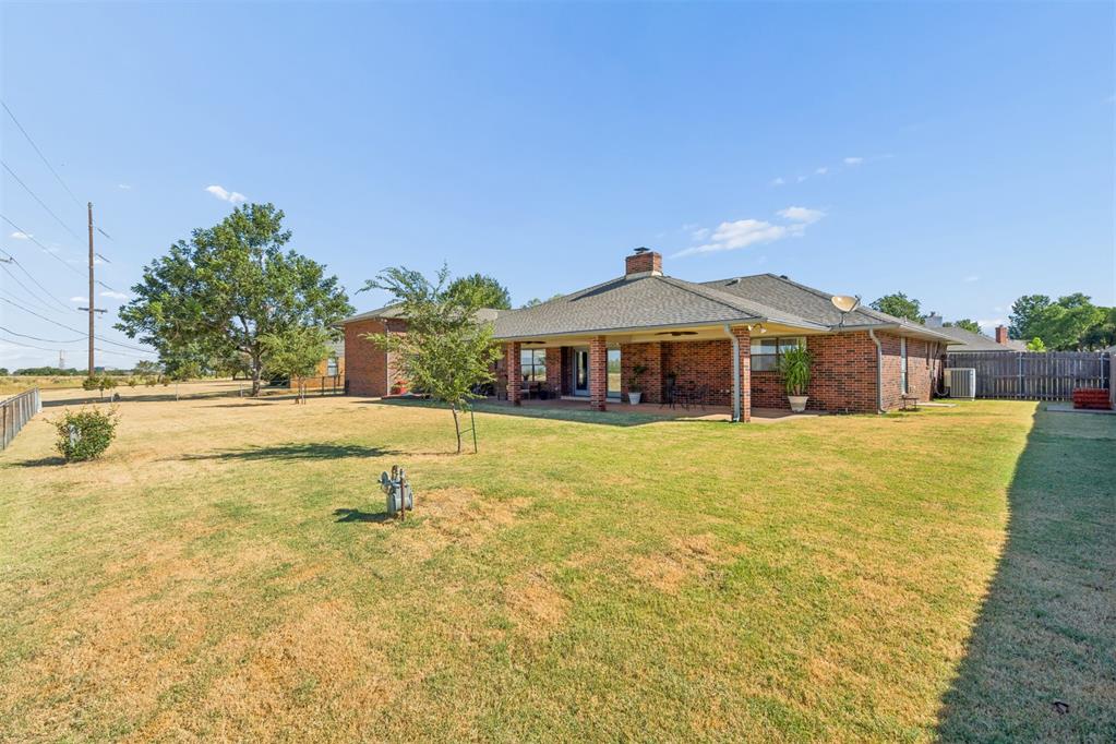 9709 Lakeshore Drive Property Photo 44