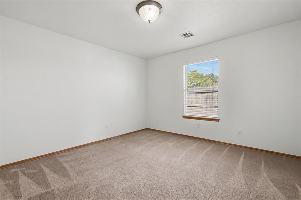8213 Aaron Drive Property Photo 23
