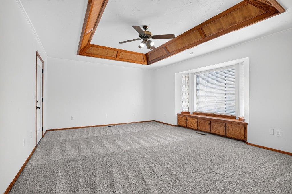 18504 Laurel Oak Drive Property Photo 14