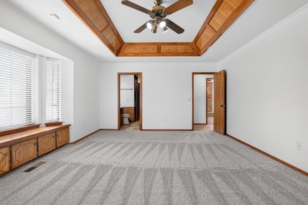 18504 Laurel Oak Drive Property Photo 15