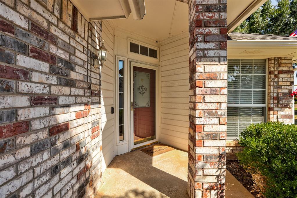 13232 Signature Circle Property Photo 5