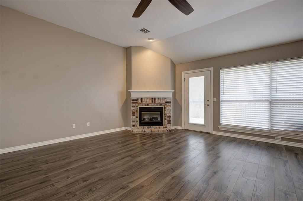 13232 Signature Circle Property Photo 9