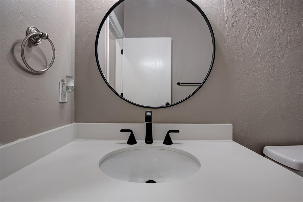 13232 Signature Circle Property Photo 29