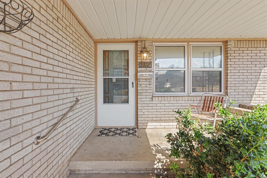 5512 N Shawnee Avenue Property Photo 1